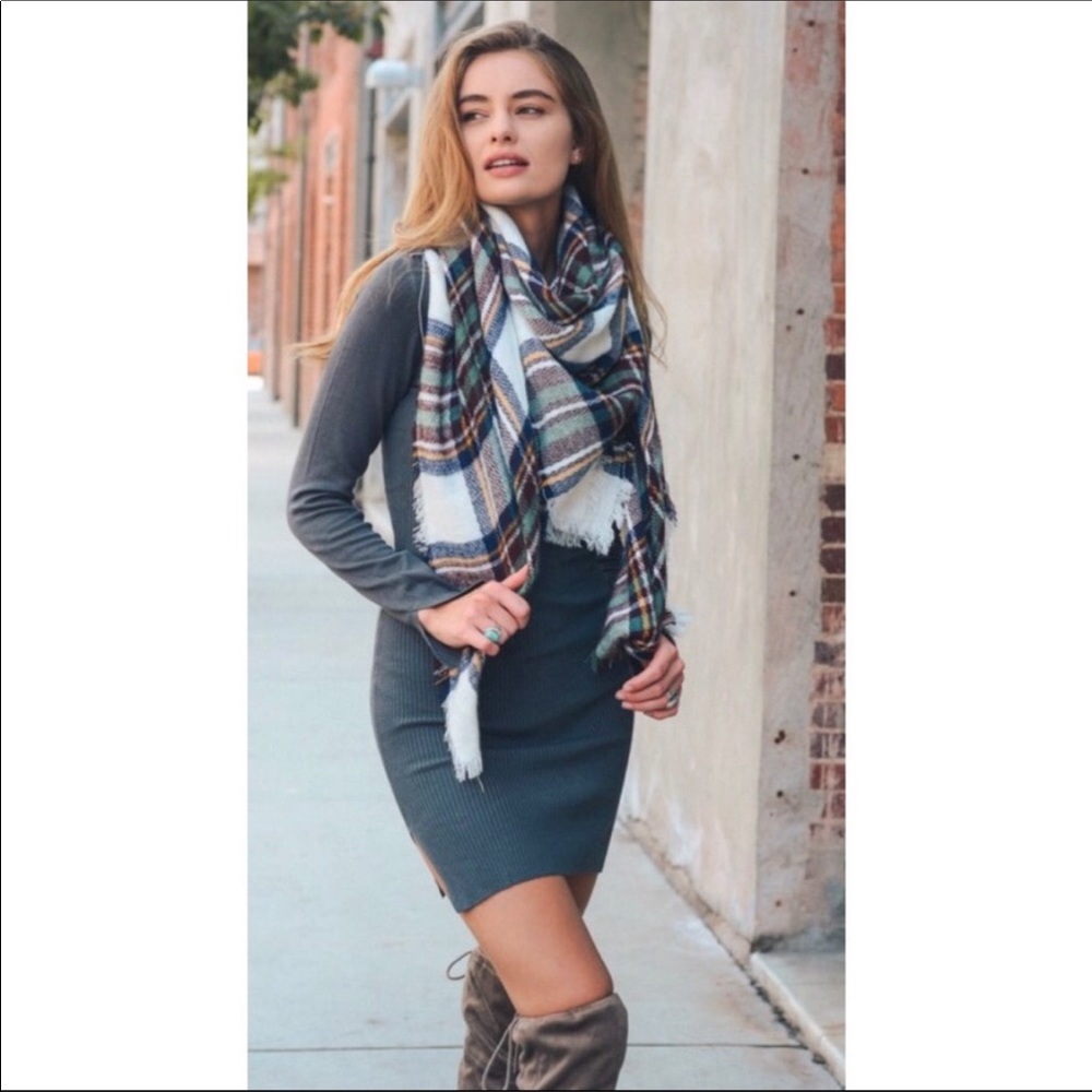 Brown/Mint Plaid Scarf